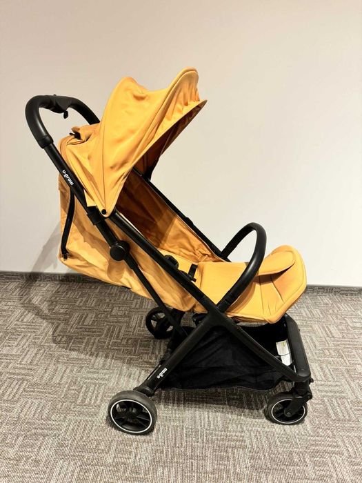 Carucior sport pt bebelusi cu sistem autofold UGrow (doar Cluj-Napoca)