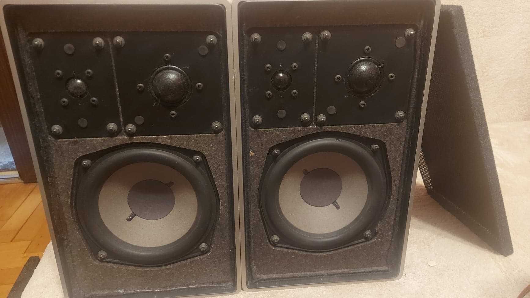 Gundig Super HIFI Box 650