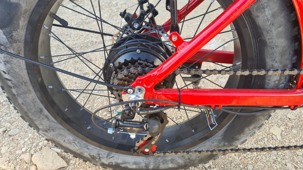 Электровелик с зарядкой