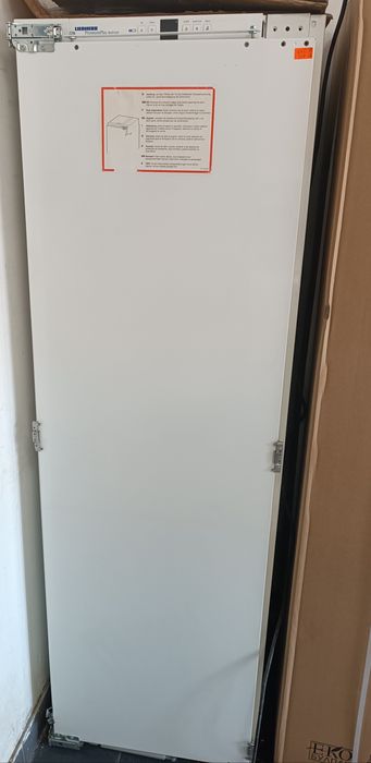 Хладилник с камера за вграждане Liebherr PremiumPlus BioFrsh 177 см