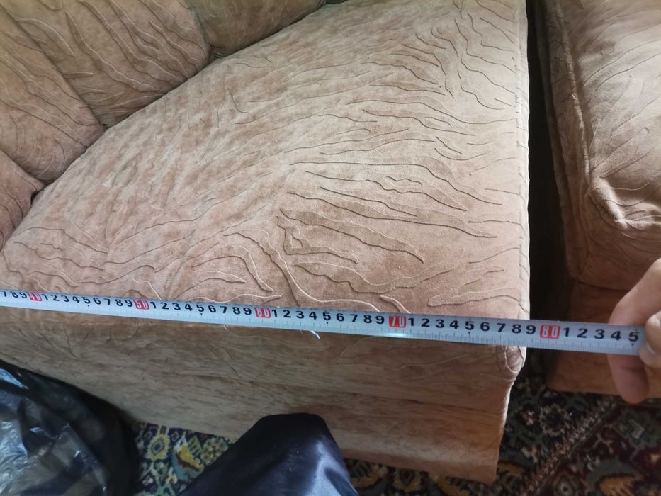 Продавам диван 450 лв