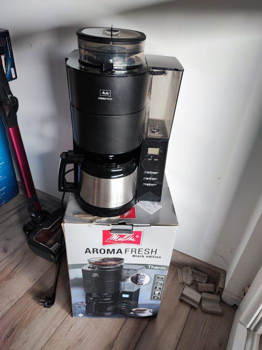 Aparat de cafea cu filtru Melitta Aroma Fresh, cu rasnita