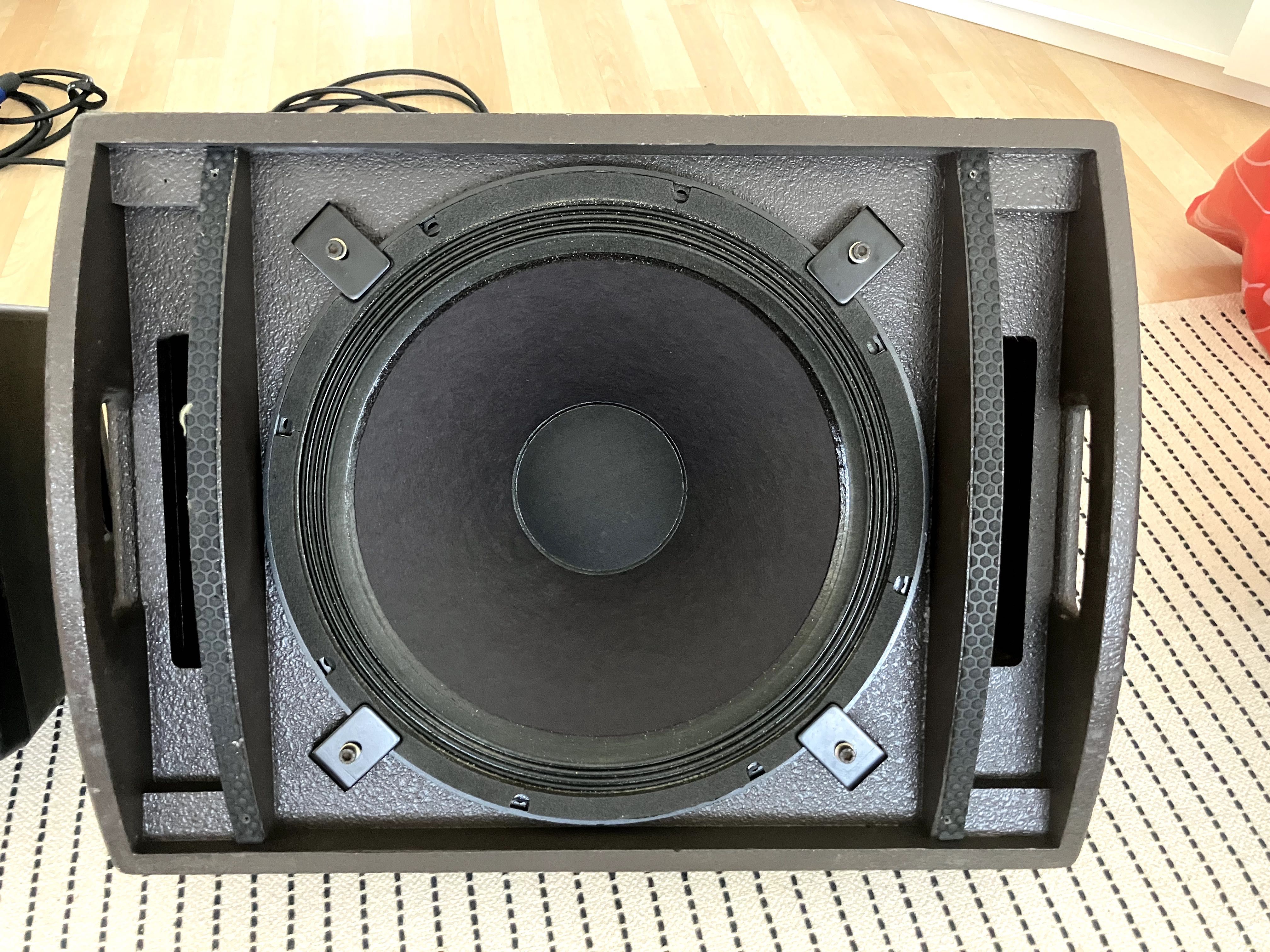 L-Acoustics MTD115a
