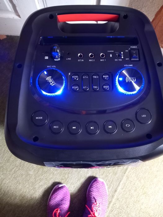 Vand boxă portabilă nouă