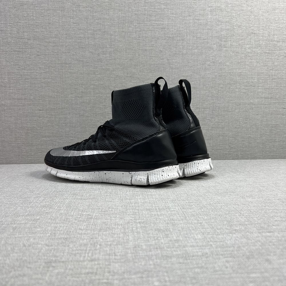 Nike Mercurial Black/White -44