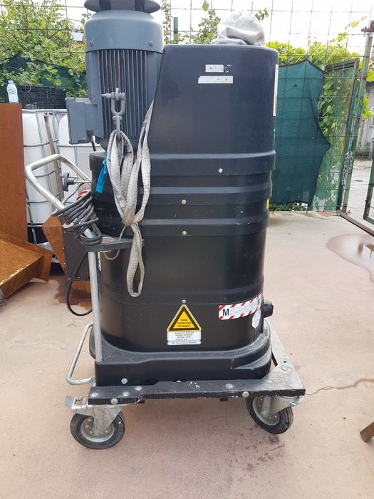 Индустриална прахосмукачка. Ruwac model DS 1220 M-EX