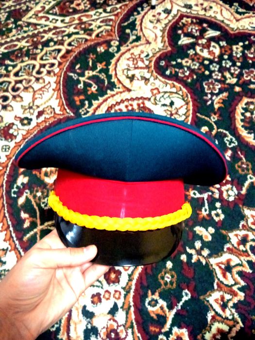 Bosh kiyim hodimlar uchun