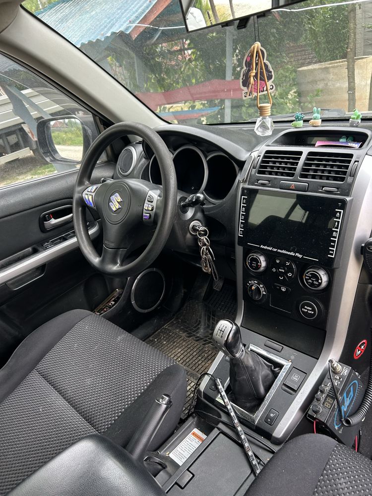 De vinzare suzuki grand vitara