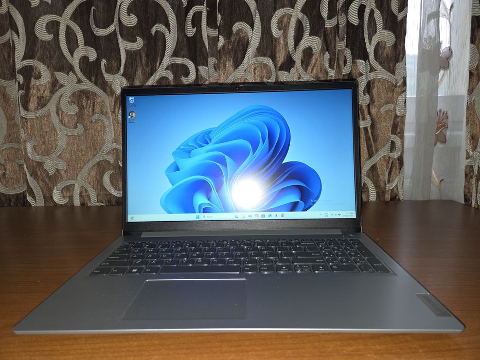 Lenovo ideapad 1 15ACL7