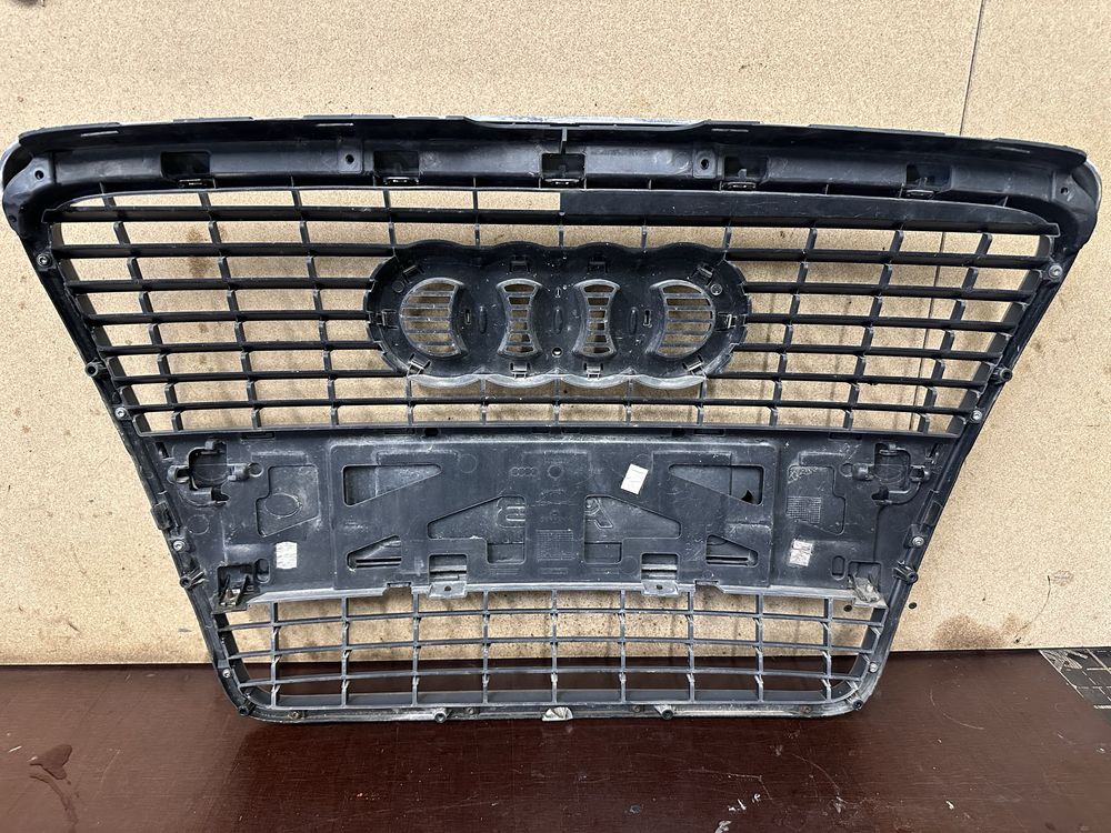 Решетка за Audi A6 4F