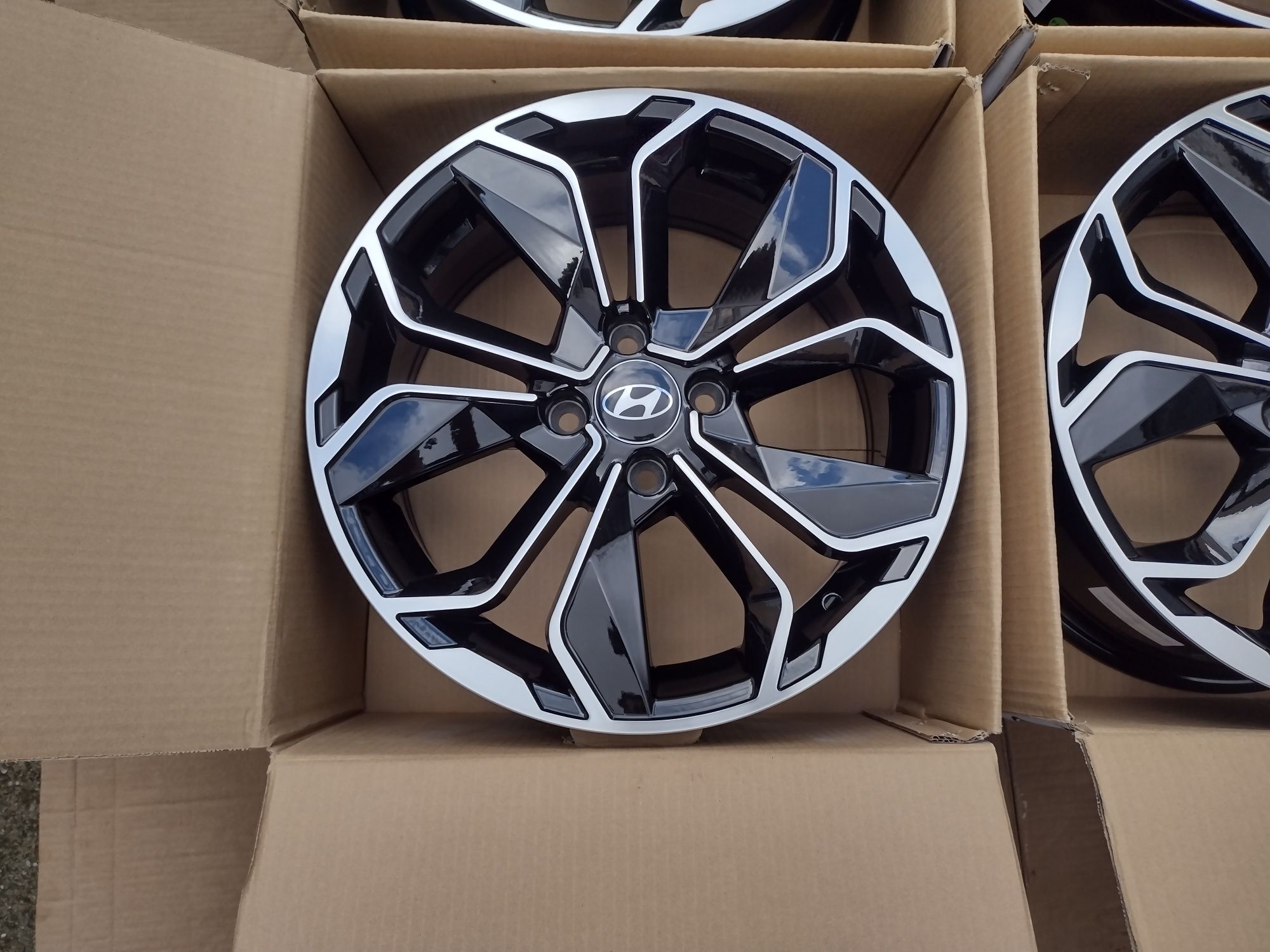 Jante R15 R16 Hyundai i10 i20, Accent , Getz, Bayon 4 x 100 R15