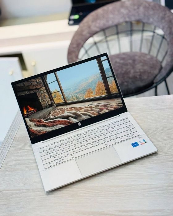 HP envy x360 core i5