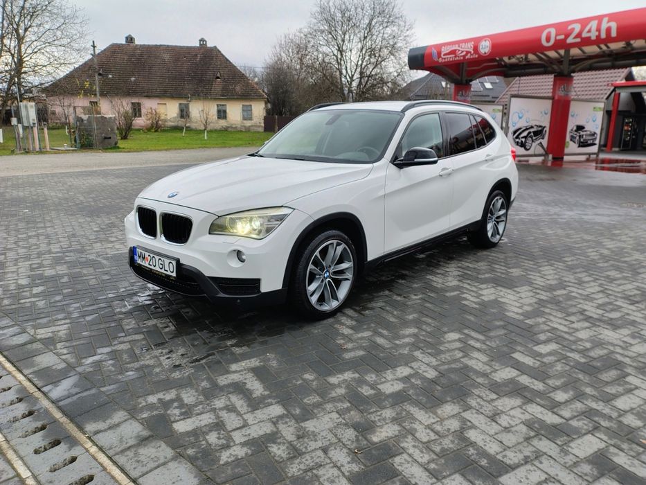 BMW X1 X-Drive 2013