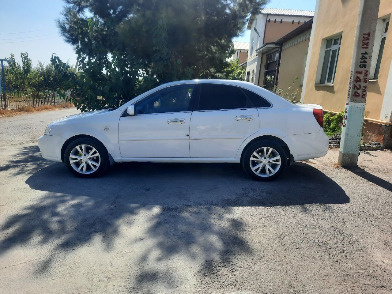 Lasetti 1.8 Mexanika 2  2010 Yil
