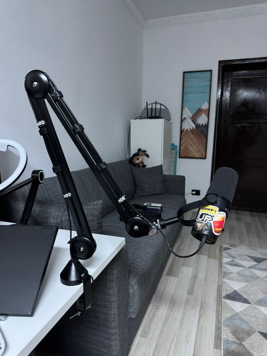 Shure MV7 + Burete MV7B + Stand RODE