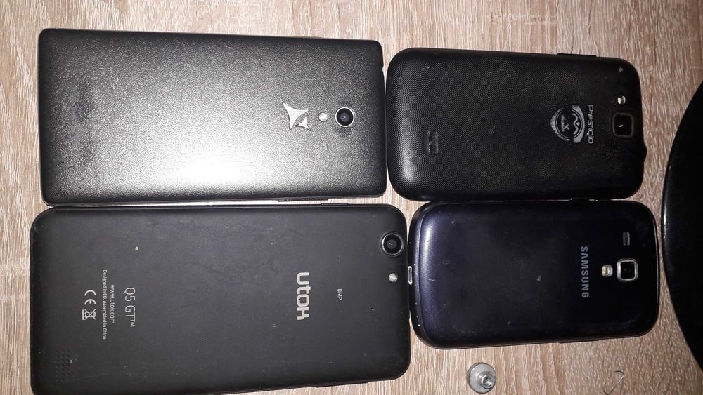 Telefoane vechi de colectie