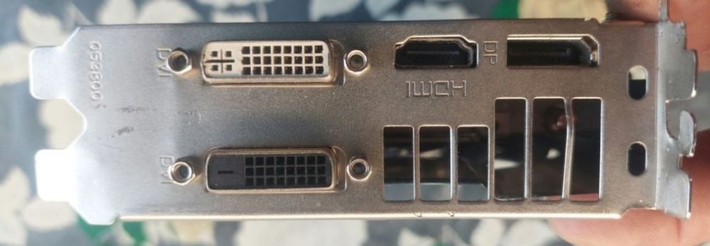 Placa Video Sapphire Radeon R9 270X Vapor-X 2GB