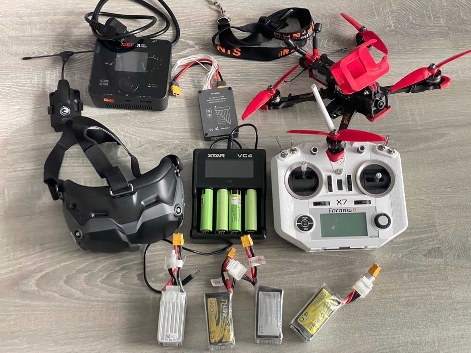 Drona FPV digitala - kit complet. Se vinde si pe bucati