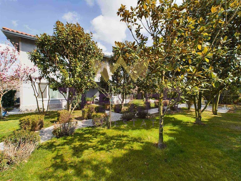 Продава се Къща в с. Осеново, Област Варна - 234 кв.м за 1346 €/кв.м - Снимка #10