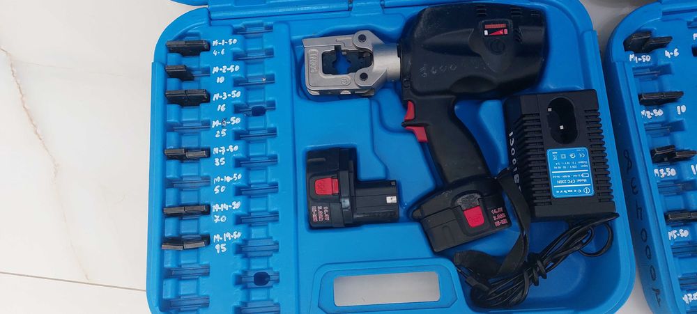 Presă sertizat conectorii electrici