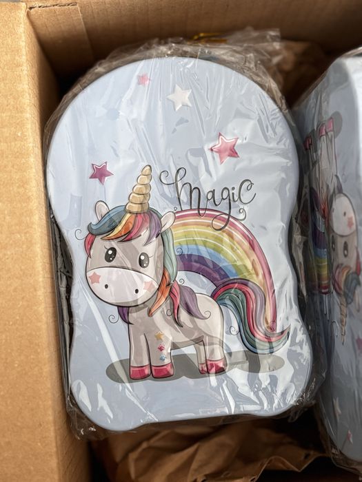 Jucarii, pusculite, brelocuri - angro