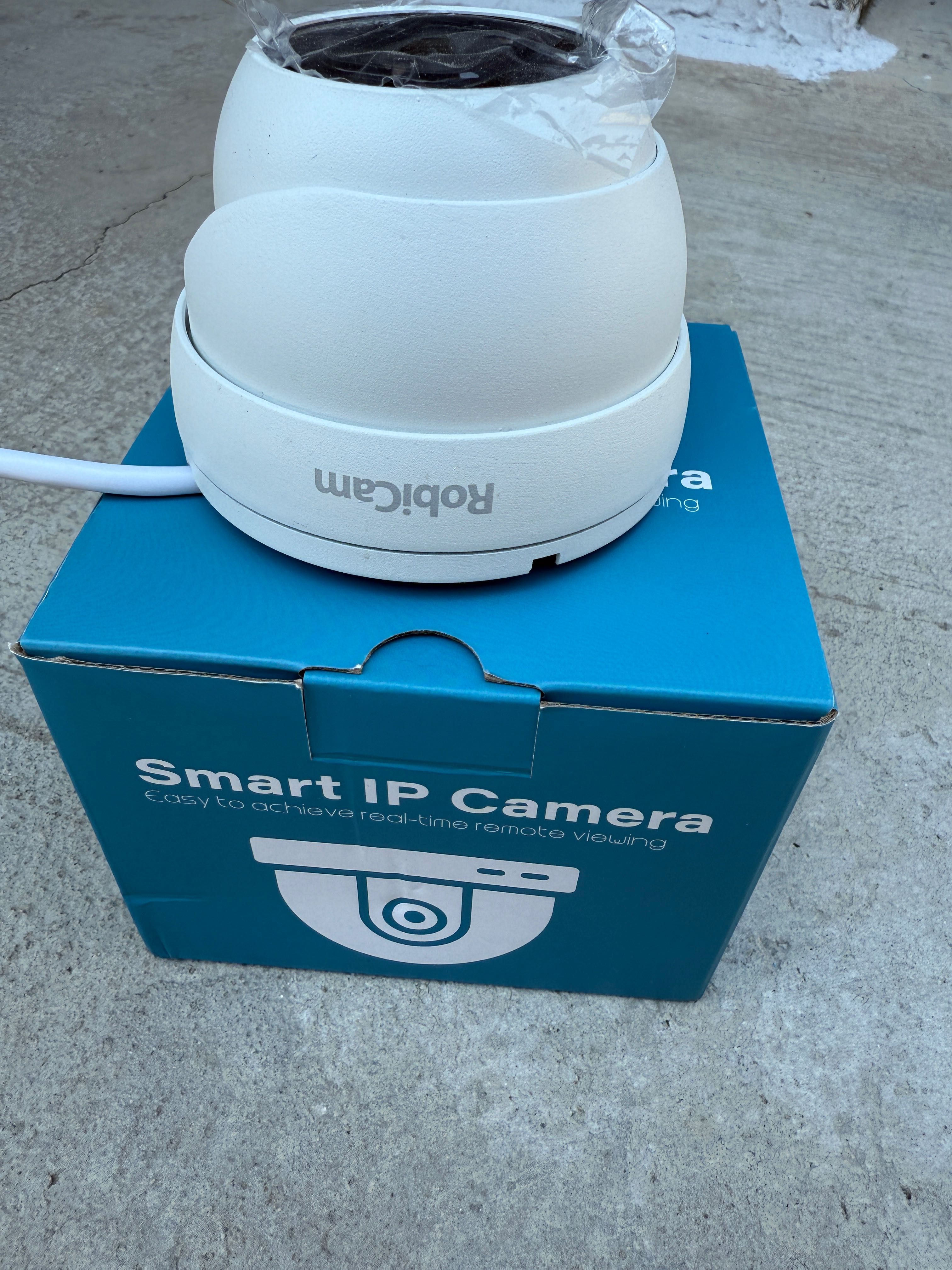 КУПОЛНА POE камера 4MP, 2K – звук, метален корпус,