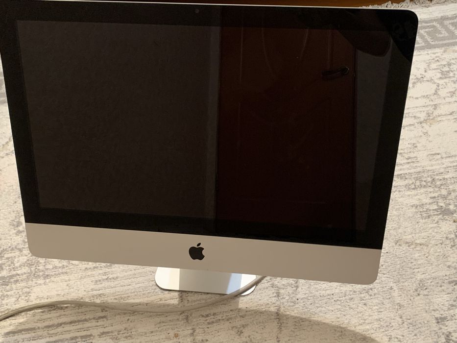 Продам iMac 21 ))