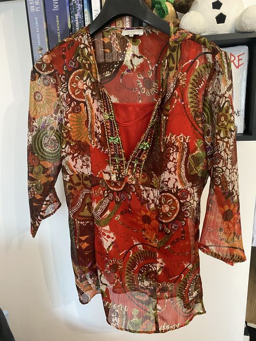 Bluza cu model deosebit
