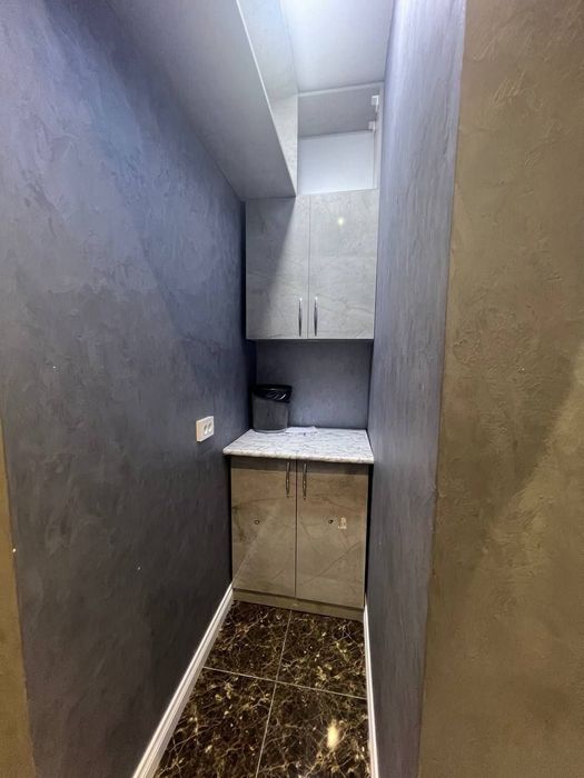 Продаётся готовый офис Паркентский рынок 2-линия