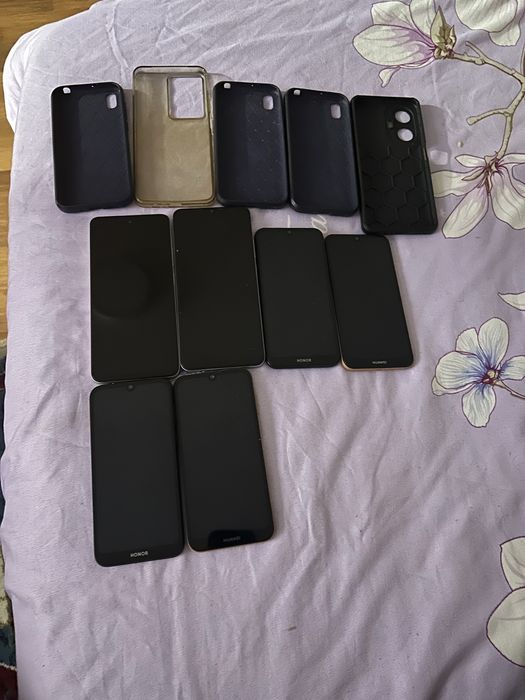 Toste telefoanele merg perfect ,pret pv in functie de telefon