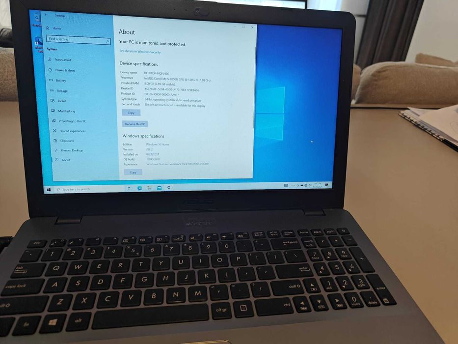 Laptop ASUS A542UF procesor i5-8250U 15.6", 8GB, 1TB, NVIDIA MX130 2GB