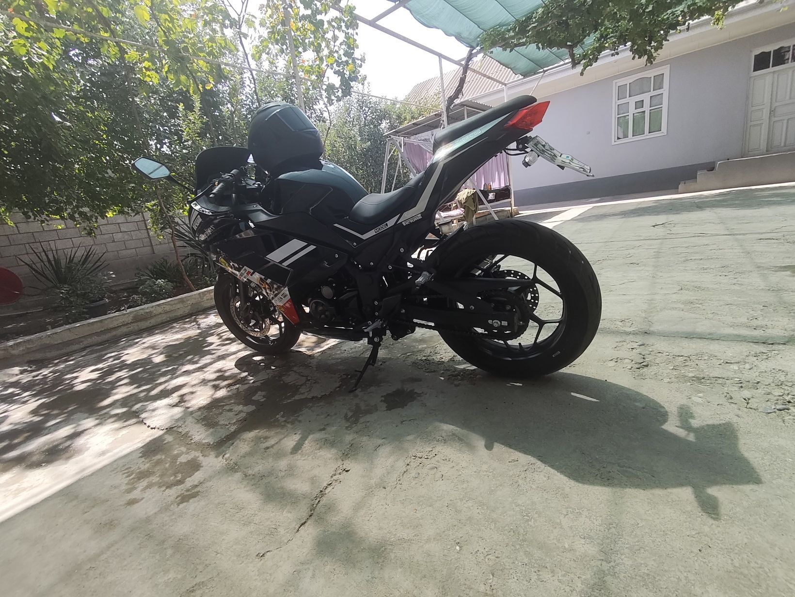 Kavasaki Moto 250 kub