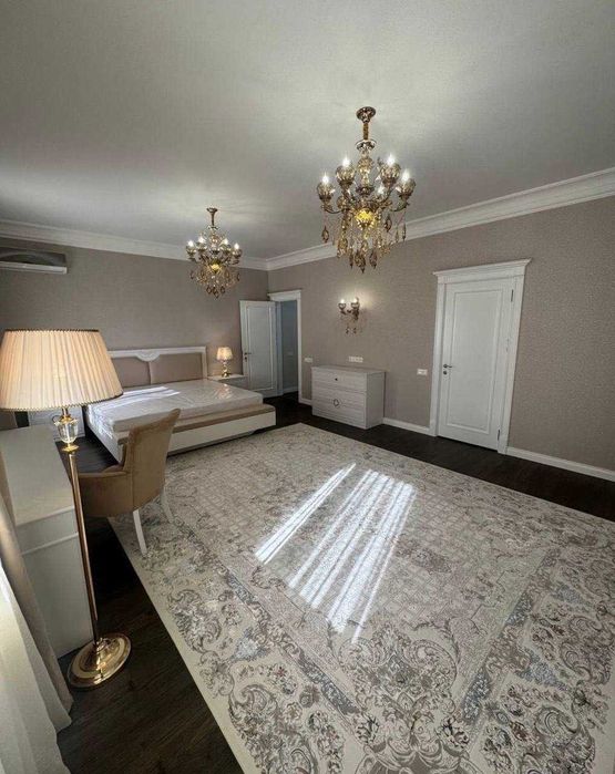 ПРОДАЕТСЯ 3/1/7 148м2 на: Ц-2  Ор.р: Алайский рынок