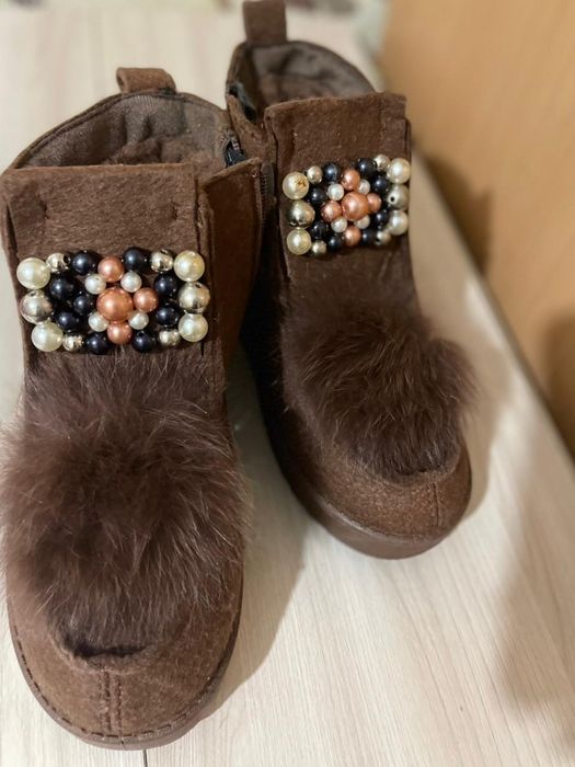 Продам новую обувь