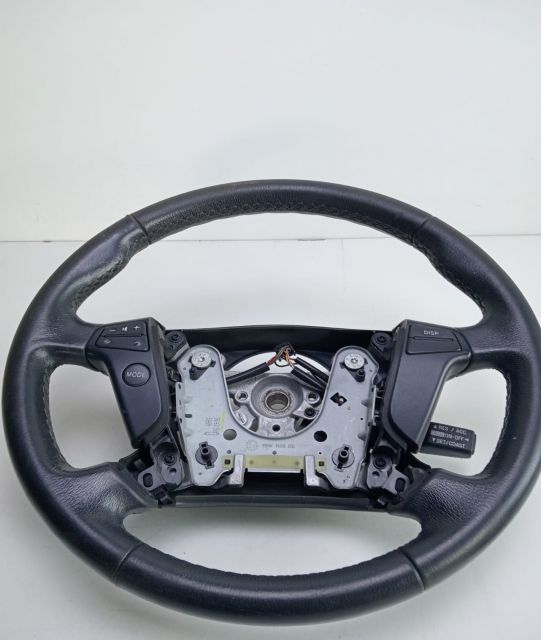 Volan  piele in 4 spite cu comenzi și pilot automat TRW 1555DE Toyot