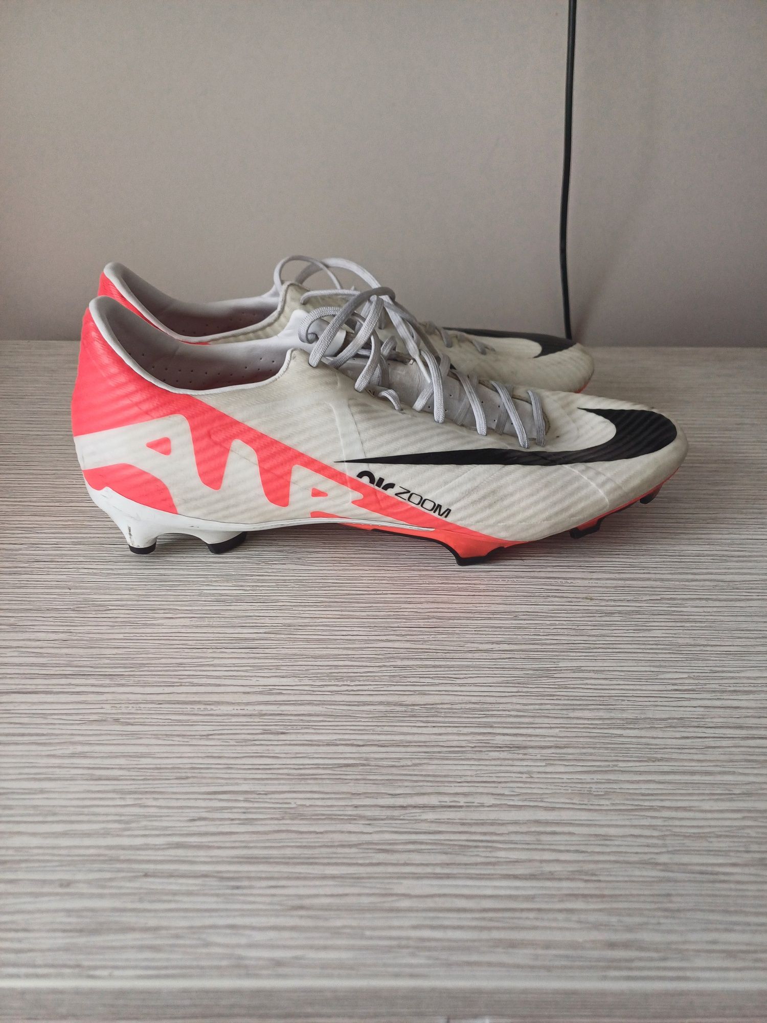 Футболни обувки:Nike air zoom vapor 15 academy F