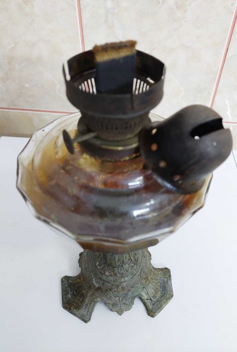 Lampa petrol perioada interbelica anii 1800 bazin cristal + sticla