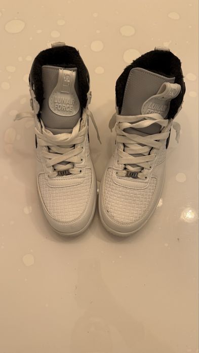 Vand adidasi Nike Lunar Force marimea 43 ieftin