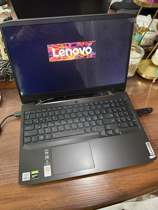 Lenovo noutbook!