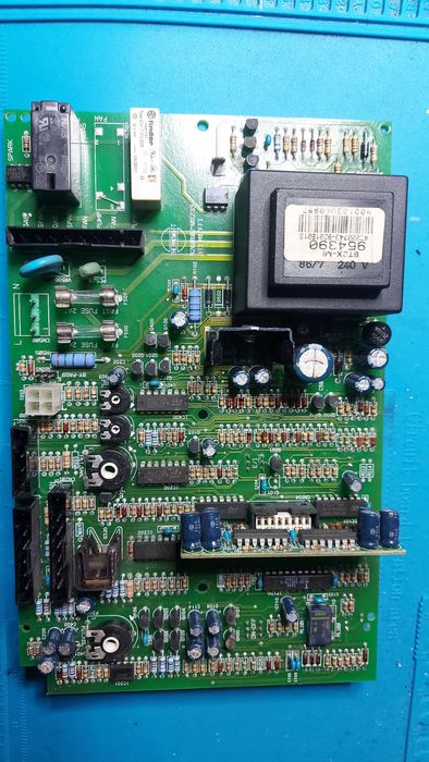 Placa electronica centrala termica ARISTON SCHEDA BT2X-MI