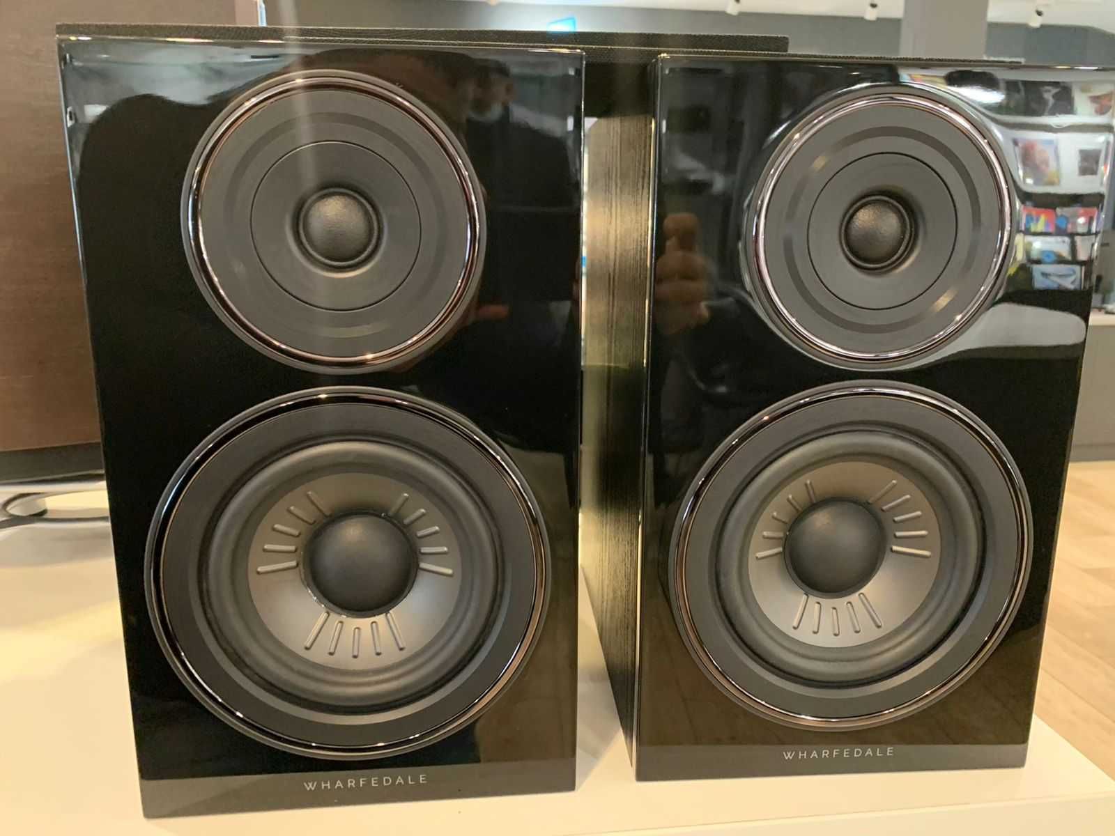 Акустическая Hi fi система Wharfedale diamond 12.2(Англия)