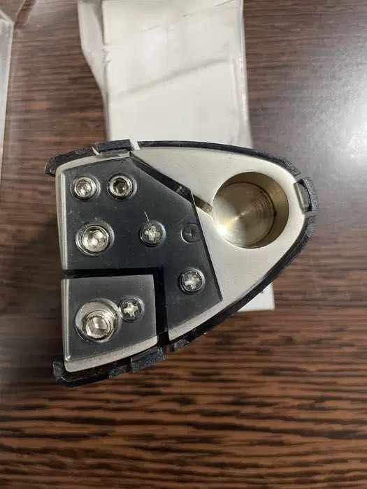 Клема за акумулатор Connection BBC 41PF