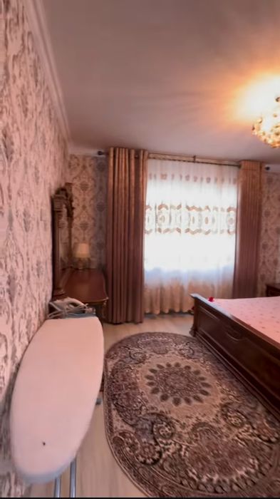 4 xonali Uy sotiladi