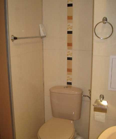 Дава се под наем Двустаен апартамент в Бургас, Център - 65 кв.м за 425 € - Снимка #4