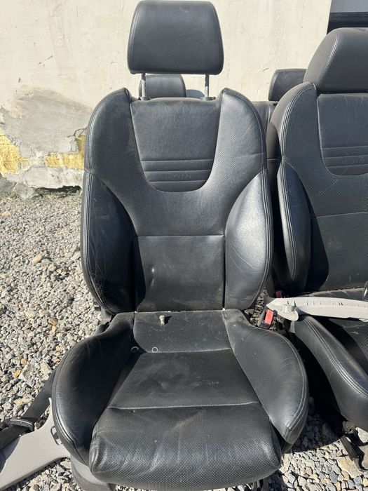 Продавам Recaro салон за ford mondeo st220