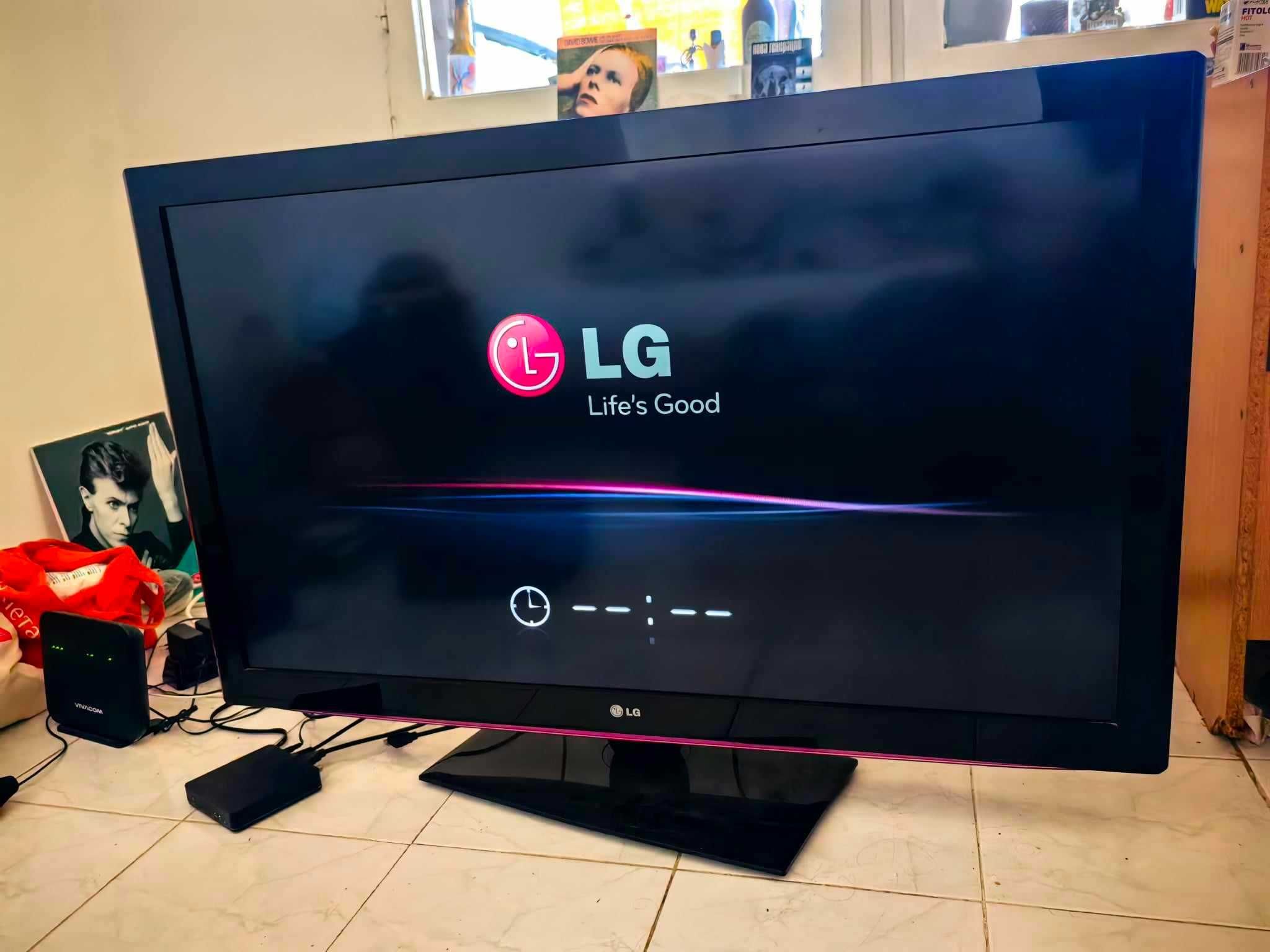 Телевизор LG 47LCD 119 cm