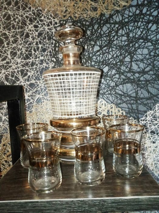Чешский графин с рюмками