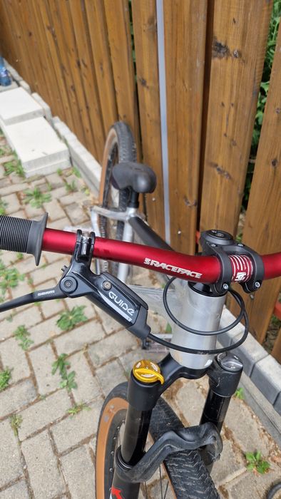 Bicicleta dirt jumper canyon stitched 360 pro