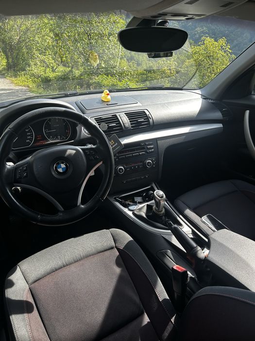 BMW Seria 1 E87 118d 2009