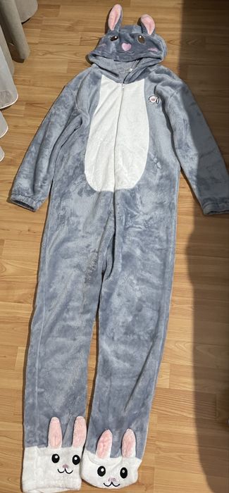 Pijama costum iepure